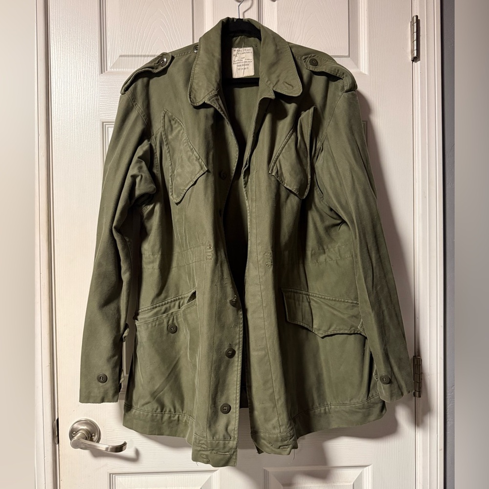 Vintage Dutch Army Field Jacket 1988 |
Heavy Cotton Utility Workwear | Cold War